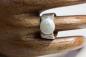 Mobile Preview: Breiter Ring aus Kork mit Süßwasser-Perle und echtem Silber