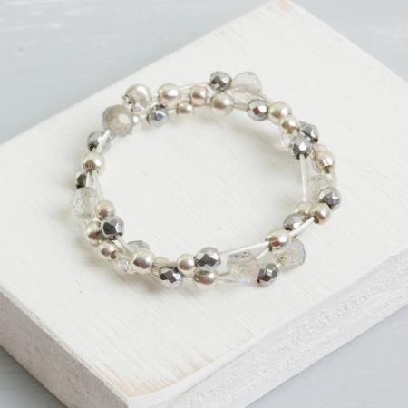 Zierlicher Labradorit-Ring mit Hämatin und echtem Silber