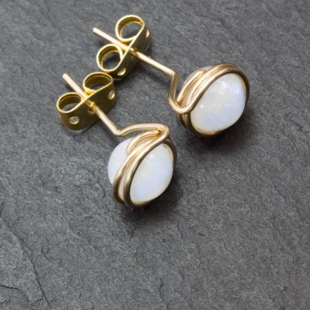 mondstein-stecker-gold