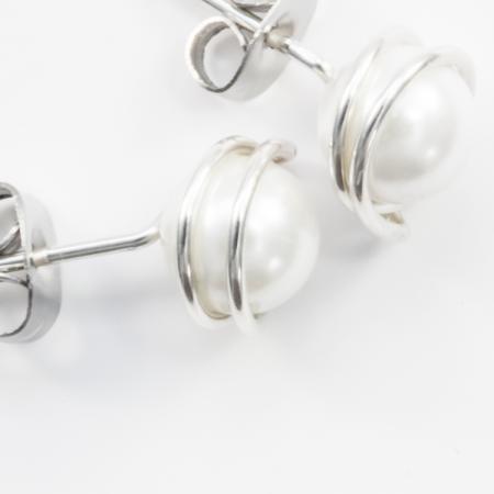 Wundervolle weiße Perlenstecker Silber