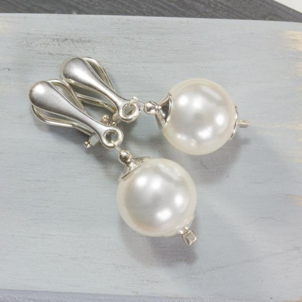 Perlen Clips mit großen weißen Muschelkern-Perlen